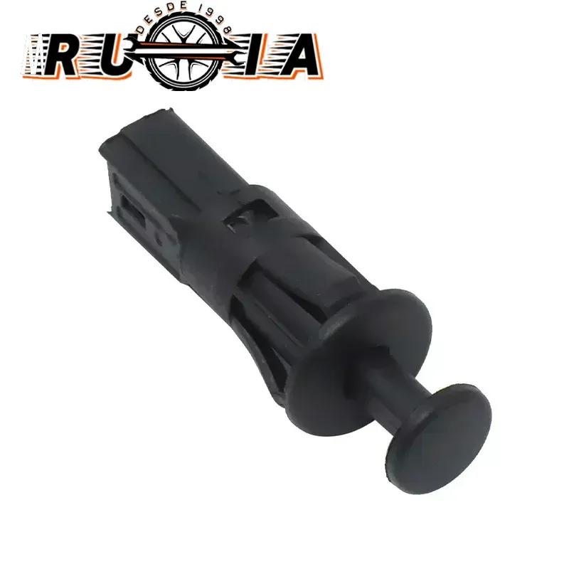 

Brake light switch 7700429418 77004-29418 for DACIA LOGAN SANDERO RENAULT CLIO MEGANE SAFRANE SCENIC THALIA TWINGO