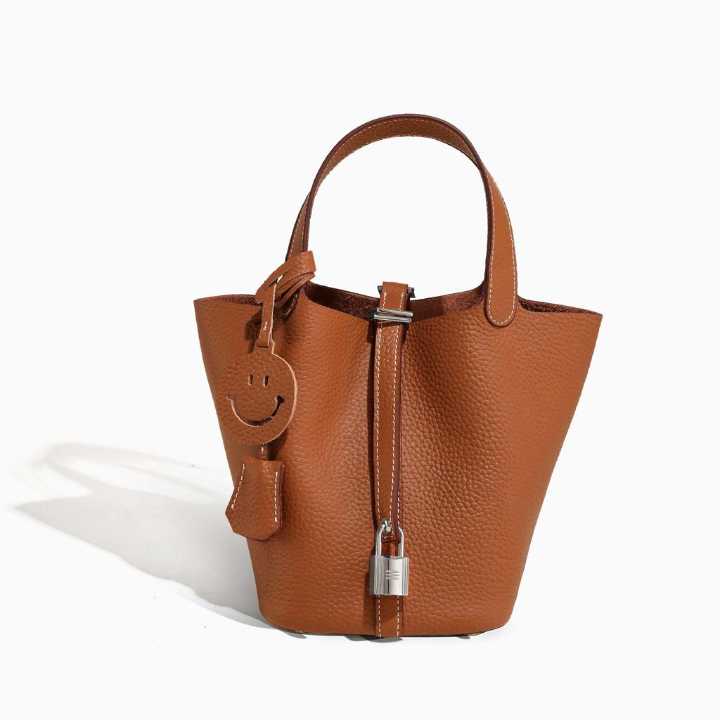 Vegetable Basket Bag, First Layer Cowhide Tote Bag, Commuter Bucket Bag, Women's Genuine Leather Bag, European and American Retro.