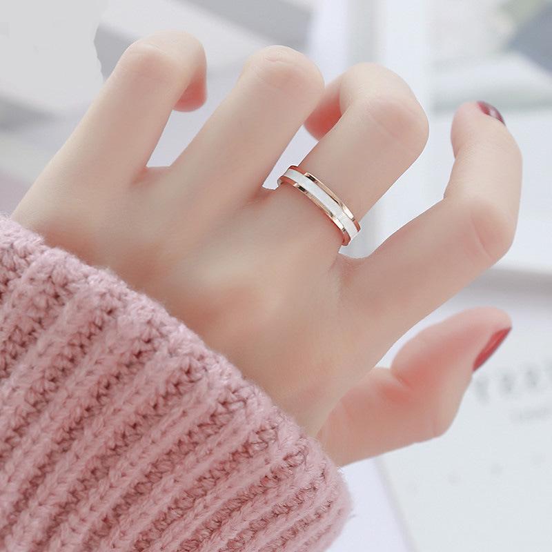 2023 High-End Black Ceramic Titanium Steel Finger Ring, Unisex Fashion, Stylish, Korean Light Luxury, No Fading