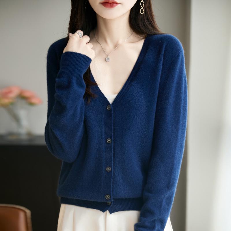

Women s Loose V-Neck Knit Cardigan - Casual Solid Color Sweater for Spring & Autumn. M темно-синий