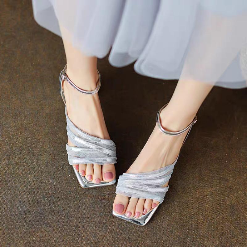 Summer New Square Heel Sandals Women Square Head Open Toe Metal Buckle Anti-slip Wear-resistant Heel Shoes