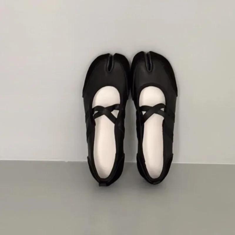 Fashion Black Silver Red Ballet Flats Trainers Women Split Toe Ballerina Tabi Walking Sneakers Woman Mary Jane Shoes Footwear Summer