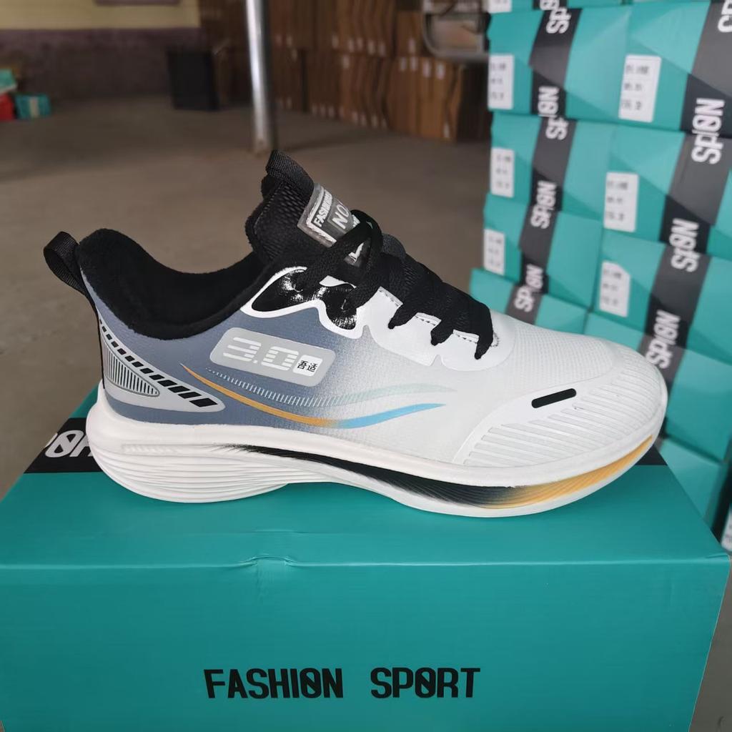 Four Seasons Couples Sneakers Breathable Large Size Ultra Light Competitive Sports Boys Running Shoes Versatile Women's Shoes
