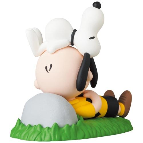 UDF Ultra Detail Figure No. 681 PEANUTS SERIES 13 NAPPING CHARLIE BROWN & SNOOPY, approximately 87mm tall, non-scale, pre-painted, fully assembled fig