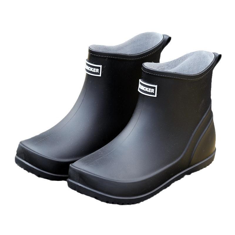 Women's short rain shoes simple black fashion rain boots women's wading shoes non-slip versatile rubber shoes warm short boots