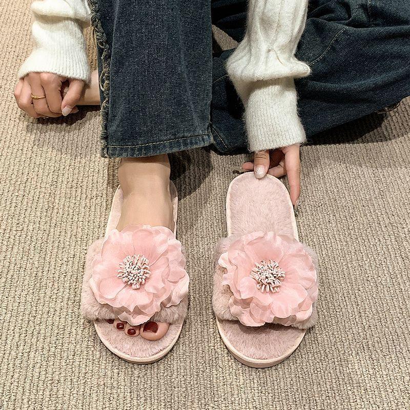 Flower decoration flat-bottomed plush cotton slippers 2025 autumn and winter new casual low-heeled indoor and outdoor one-word slippers women