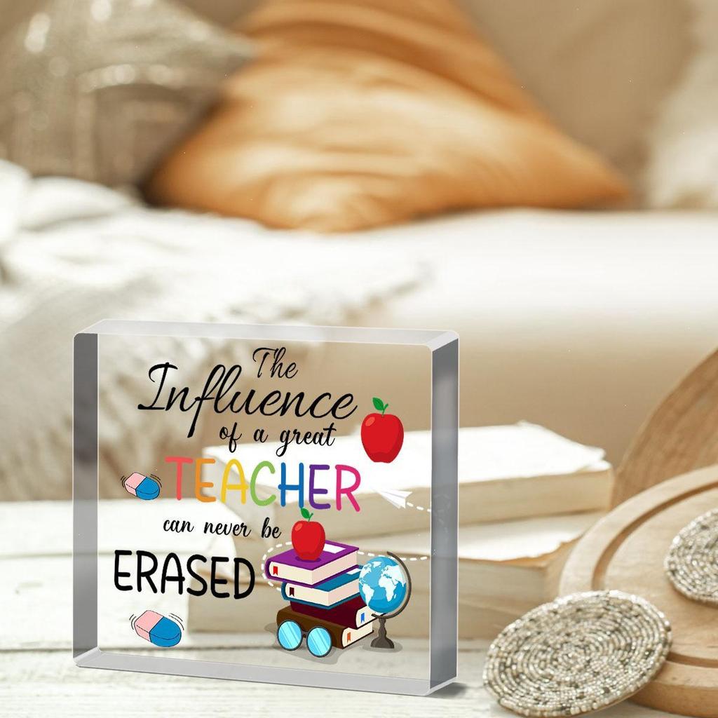 Ornament - Apple Design, The Influence of A Great Teacher Can Never Be Erased - Graduation Season Gift for Teachers, Colleagues, Friends, Nurseries,