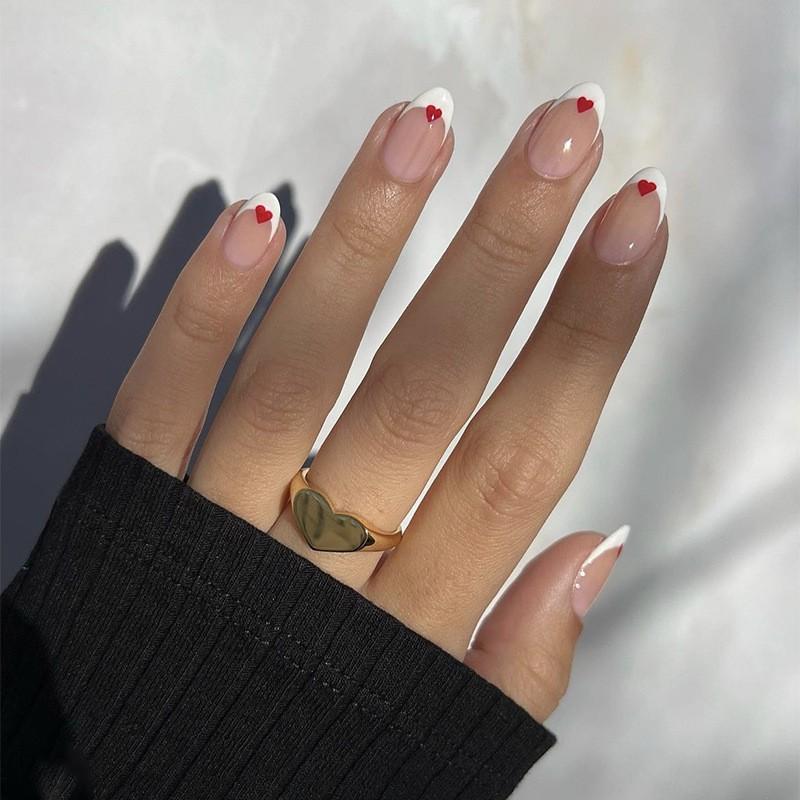 Press-On Nails With Heart Design - Gel Glue Jelly Adhesive Minimalist Style Ready-to-Wear False Nail Tips Gel Adhesive Type