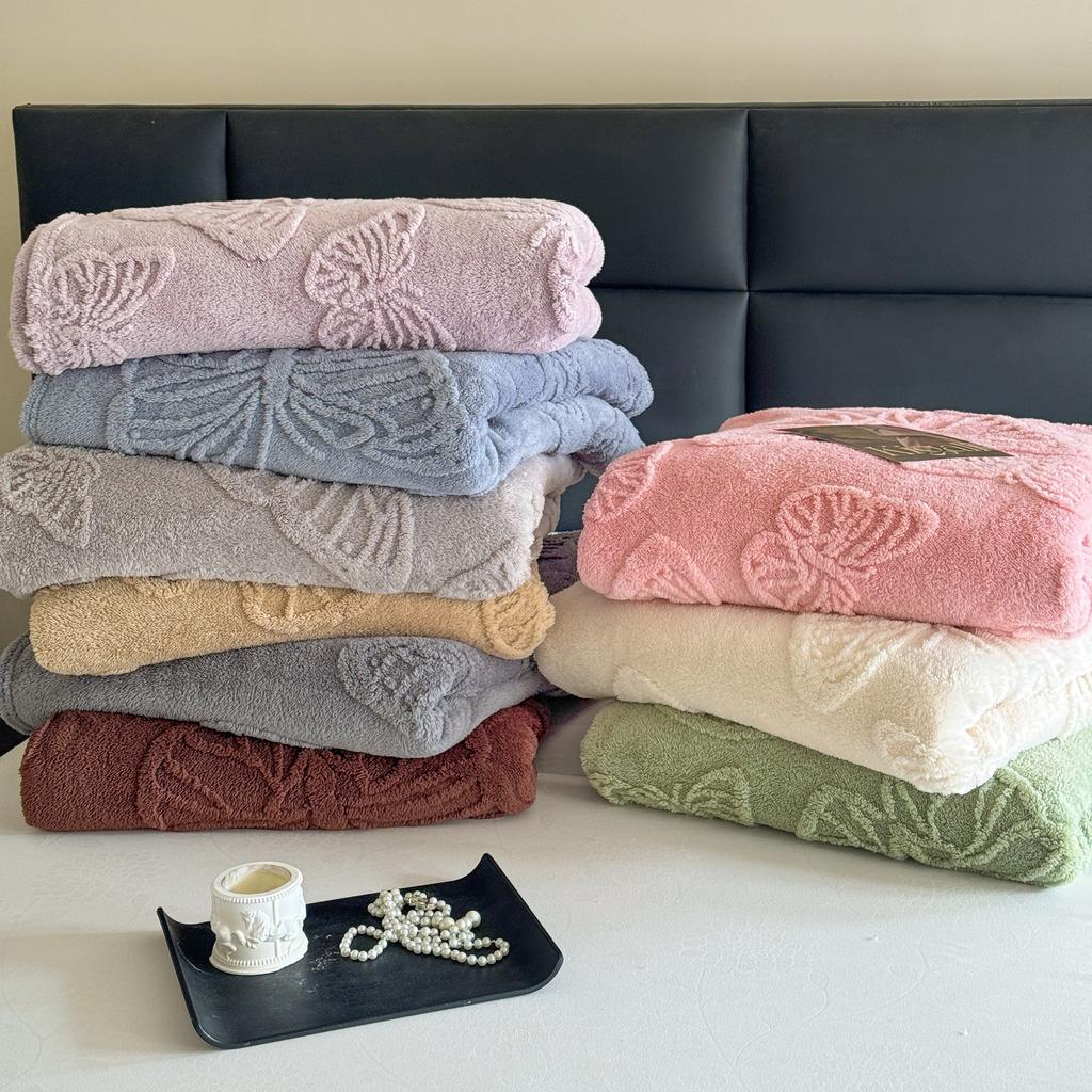 Spring Summer Jacquard Flannel Blanket Small Throw, Exquisite Jacquard Craft, Pure Solid Color Double-Faced Velvet,  Summer Office Blanket