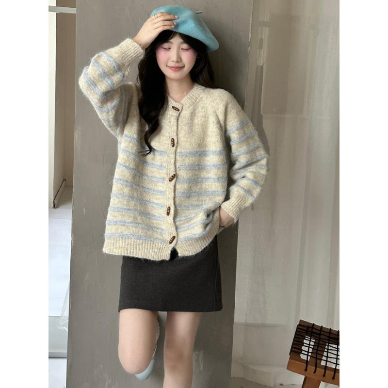 Autumn and Winter New Contrasting Color Striped Horn Buckle Knitted Cardigan Loose Soft Waxy Design Sweater Jacket Women