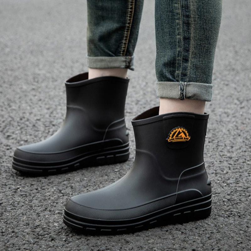 Hot Sales Men'S Rain Boots Designer Waterproof Mid Calf Boots Plush Non Slip Pvc Work Shoes Comfortable High Quality Men Shoes
