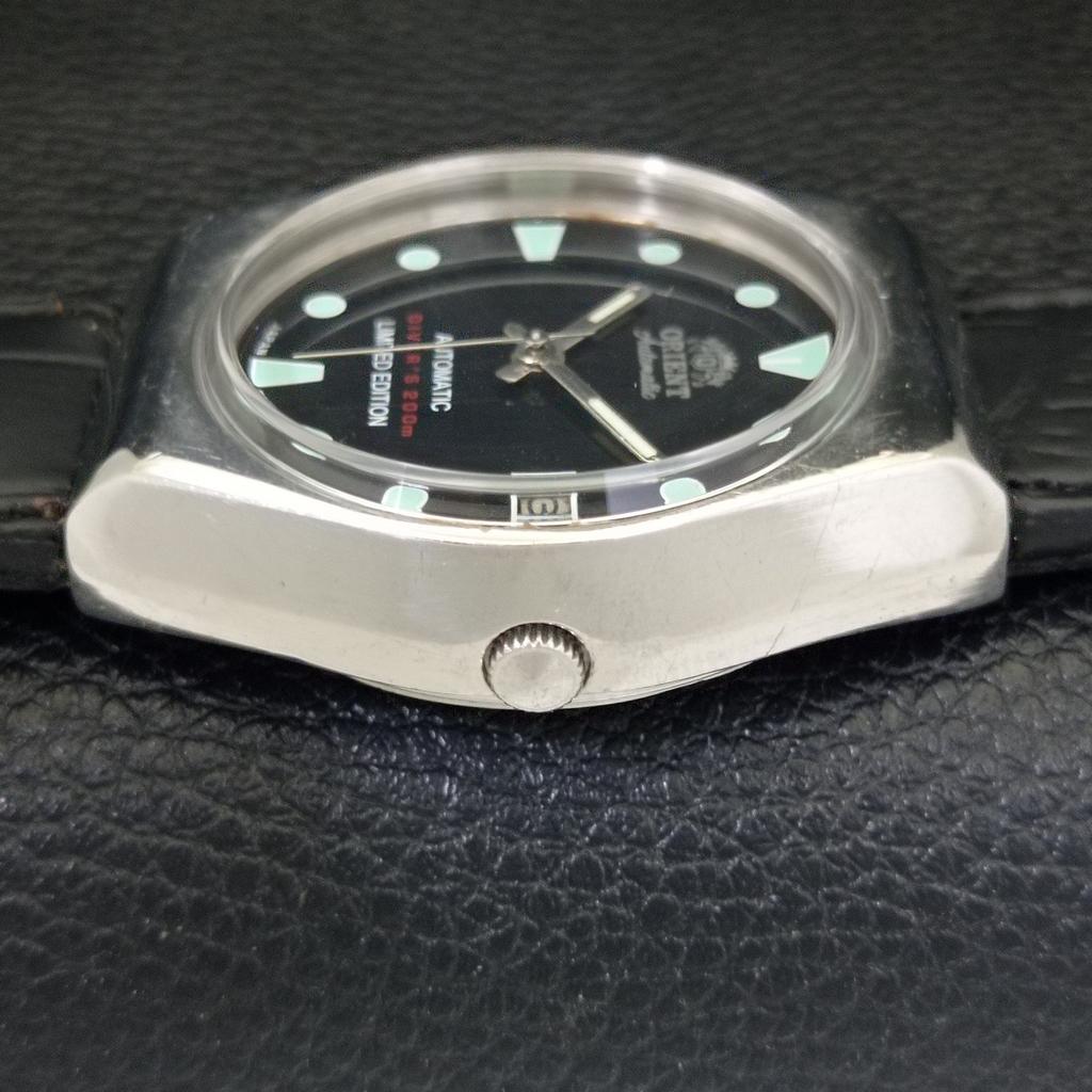 ORIENT AUTOMATIC 46941 VINTAGE JAPAN MENS BLACK COLOR DIAL WATCH a701814-5 R207-a701814