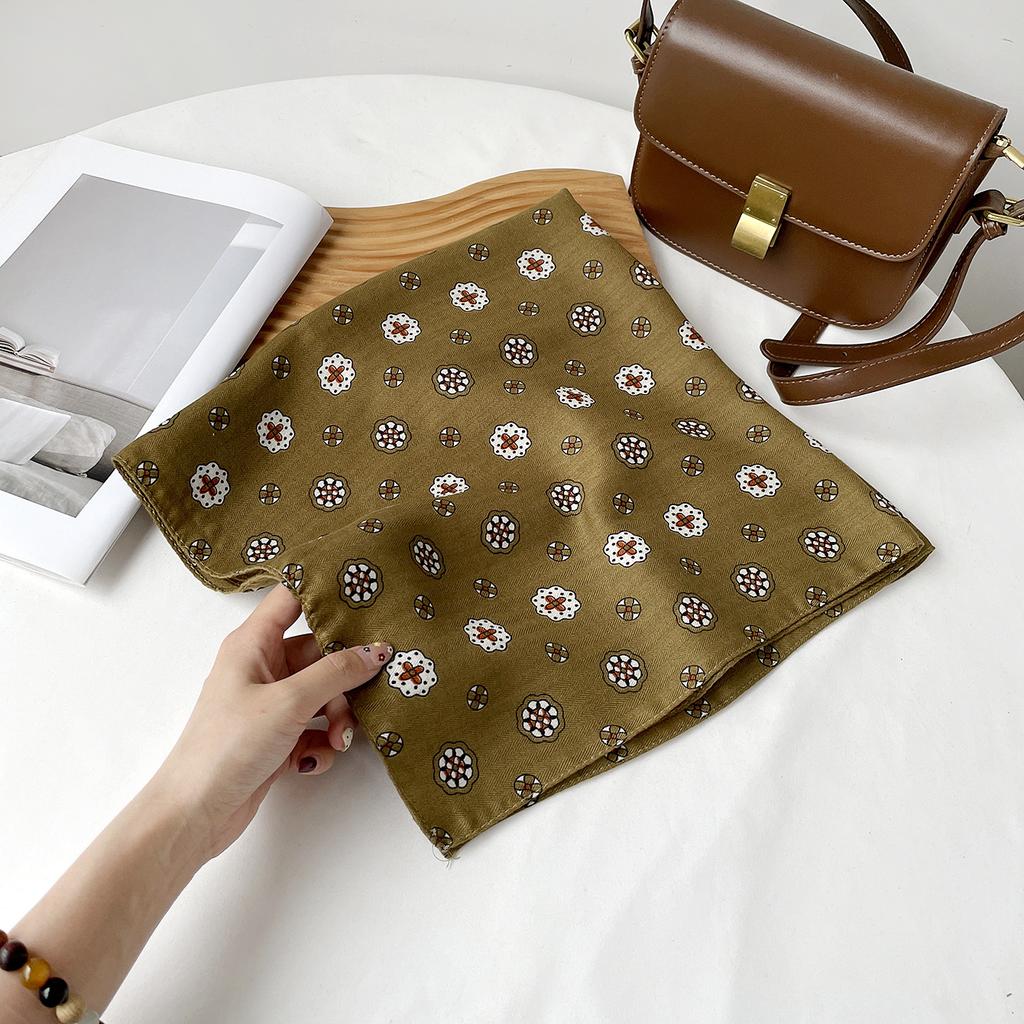 Old money style printed silk scarf retro brown scarf neck square scarf fashionable versatile herringbone pattern cotton and linen silk scarf