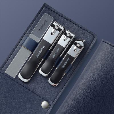 Yousheng 1 Set Nail Clipper Anti-splash Sharp High Hardness Nail Shavings Storage with Faux Leather Case Stainless Steel Electroplating Nail Trimmer