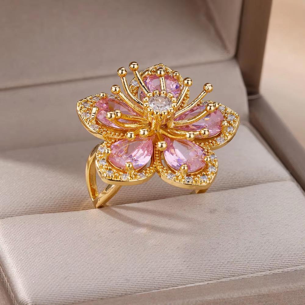 Fashionable Flower Ring, Copper Inlaid with Zircon and Full Diamond Ring, Ladies' Temperament Exquisite Jewelry