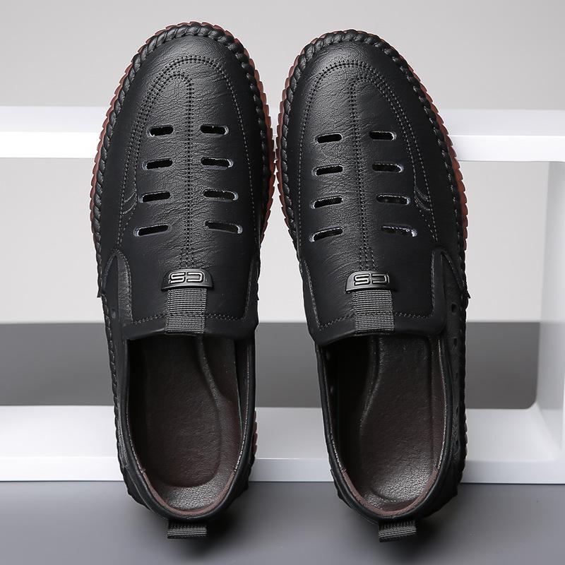Men's hollow leather shoes men's 2025 summer soft-soled soft leather breathable lazy sandals hole shoes dad shoes