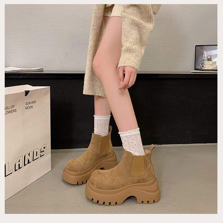 Versatile Chelsea short boots women's single boots 2025 autumn new thick-soled heightened 7CM small Martin boots
