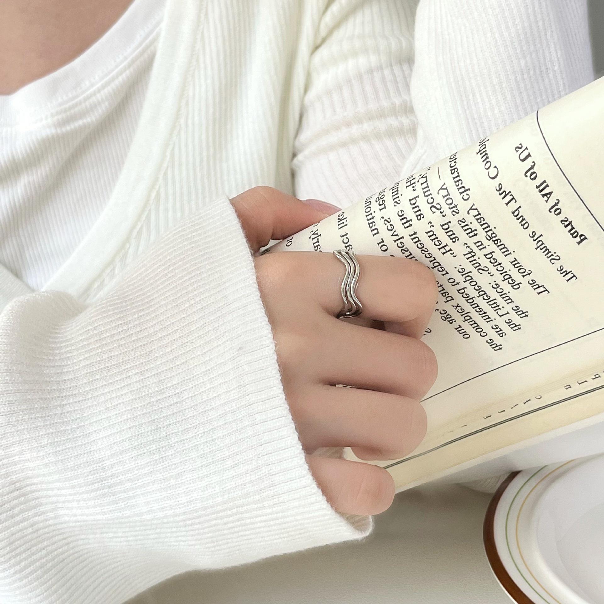 Adjustable Wave Twist Ring - Multi-Layer Fashion Statement Piece Adjustable Open