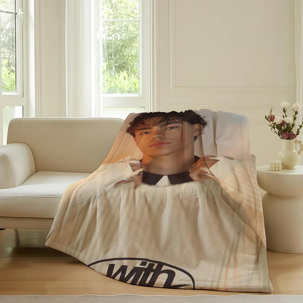 American actor Malachi Barton Blanket For Sofa Office Bed Plane Travel Sleep Read Relax Camping Soft And Warm