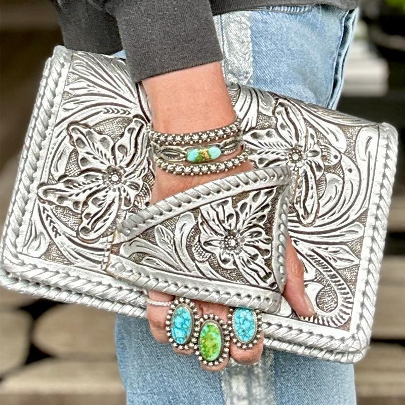 Cross-Border European and American Retro Embossed Party Clutch Fashion Versatile High-End Large Capacity Long Coin Wrist Bag