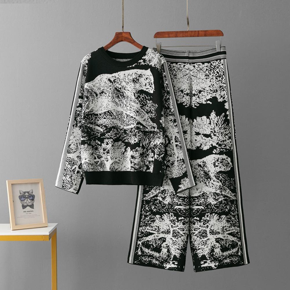 

Модный костюм женский весенне-осенний жаккардовый брюки палаццо трикотажный свитер двойка One size чёрный