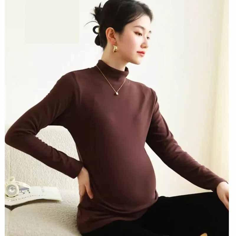 Maternity Clothes with a Base Large Size Autumn and Winter Warm Shirt Inside and a Stomach Cover T-shirt Outside