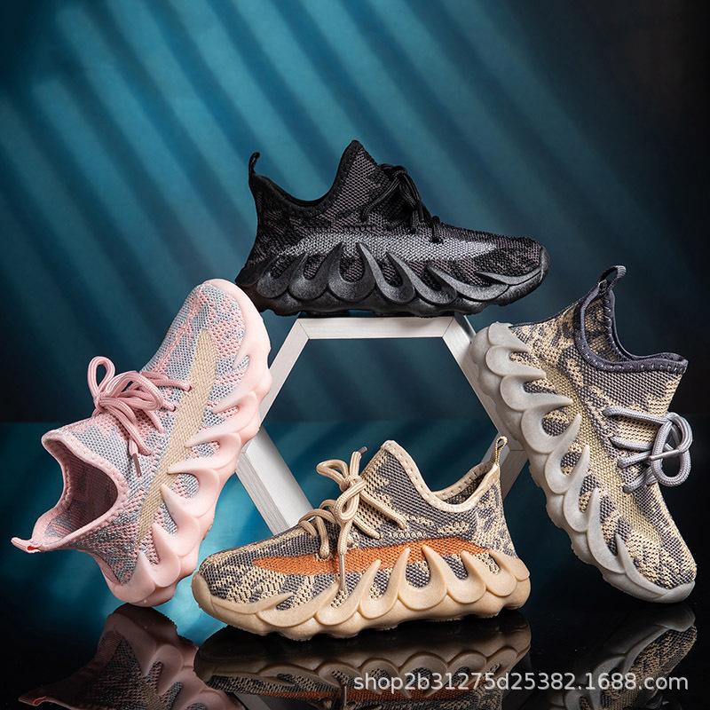 Boys and girls coconut shoes breathable mesh 2025 spring and autumn new sports shoes middle-aged and older students soft-soled casual shoes tide