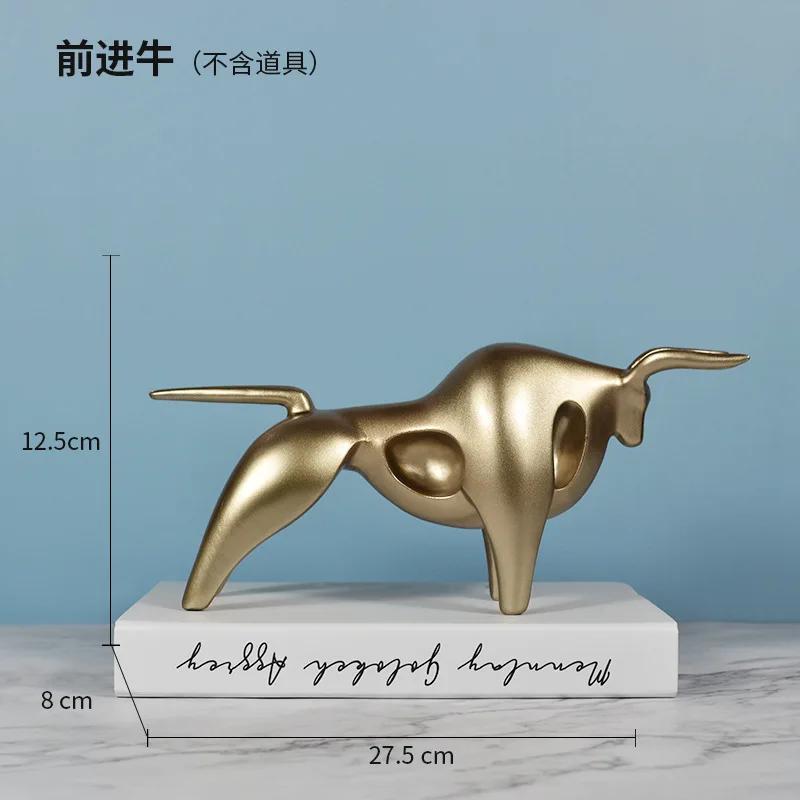 

Creative Gold Cattle Resin Statue Nordic Home Decor Bull Sculpture TV Cabinet Ornament Crafts Abstract Animal Figurine
