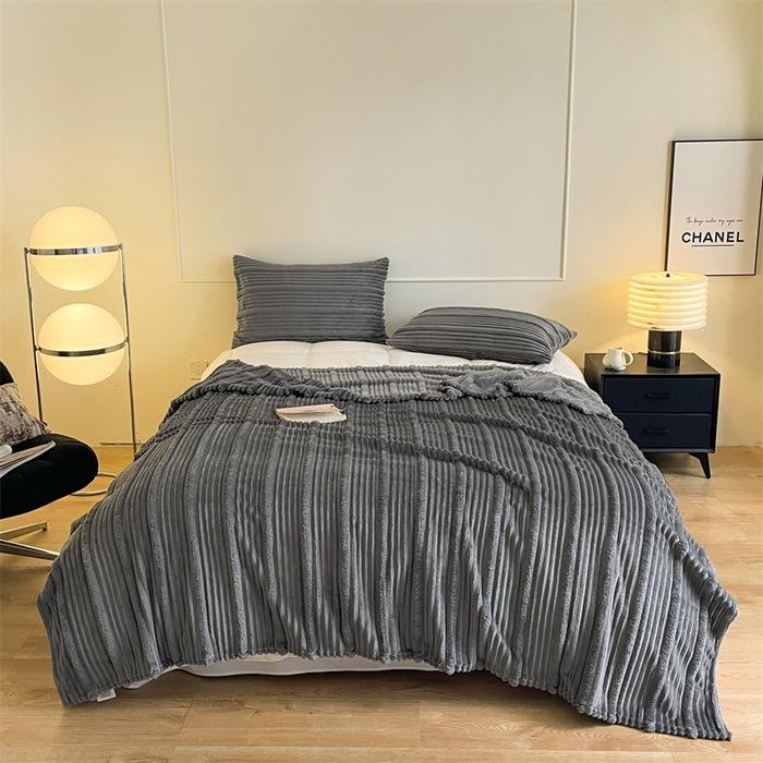 

Modern And Simple Milk Velvet Mother Stripe Jacquard Wool Blanket Four Season Universal Thick Warm Office Sofa Cover Blanket 100x150cm 1pcs