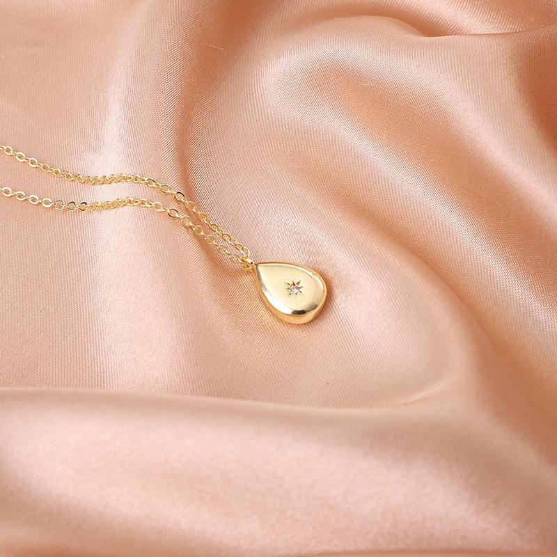 New star water drop necklace, niche design sense sweater chain high sense in simple versatile necklace