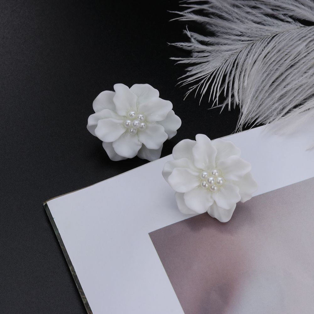 Fashion Women Girl Inlay Beads Simulated Pearl Stud Earrings Big White Flower Camellia