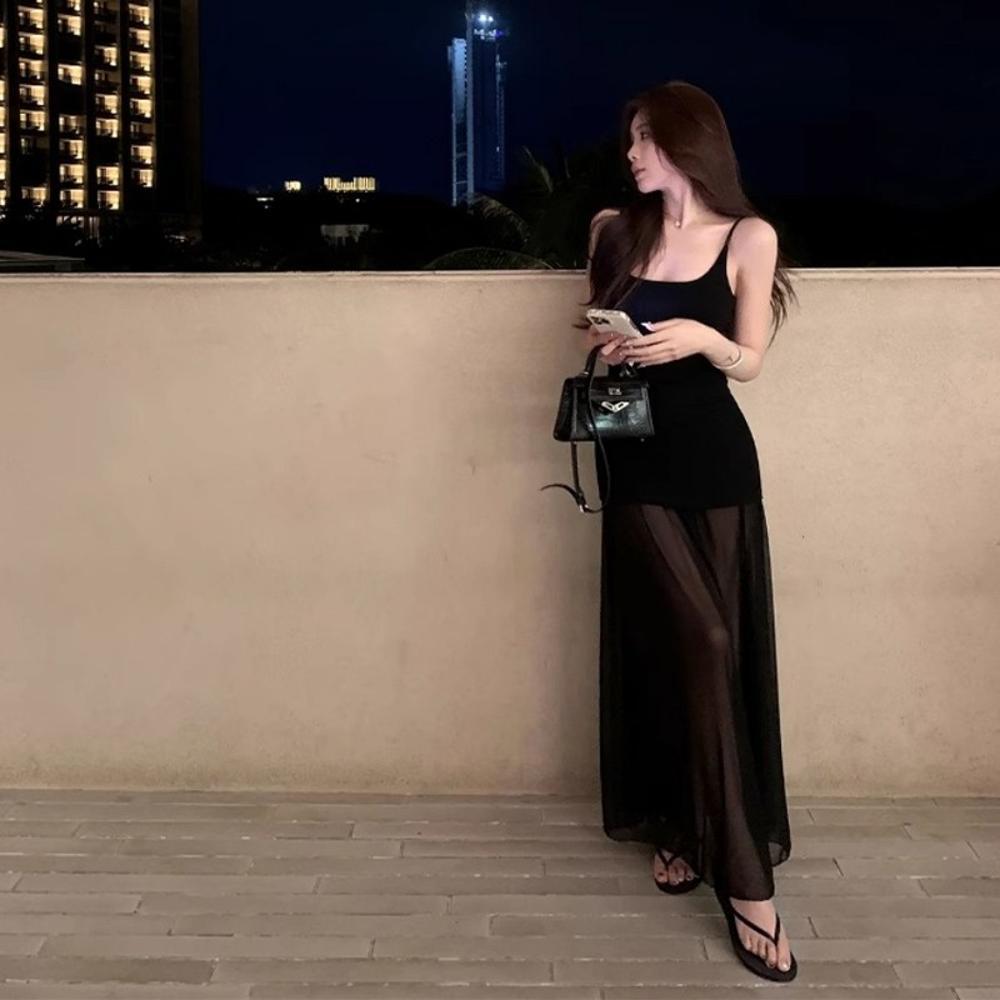 Huge Good-looking Suspender Dress Women's High-end Sense Elegant Summer New White Long Skirt Bohemian Vacation Dress