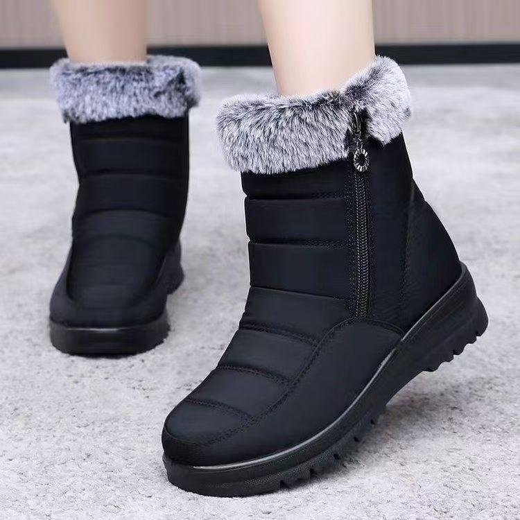Cotton boots keep warm for middle-aged and elderly 2025 winter new mother flat-bottomed snow boots lightweight thickened velvet non-slip cotton shoes