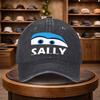 Eine blaue Baseballkappe für Herren von Sally Perfekt für Outdoor-Mode Es ist ein verstellbarer Freizeit Hut mit einem urbanen Stil Leich
