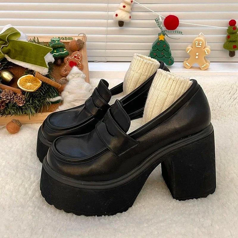 Super High Heels Loafers Frauen 2024 Frühling Patent Leder Chunky Plattform Pumpen Frau Slip Auf Schwarz Jk Uniform Schuhe Mary janes