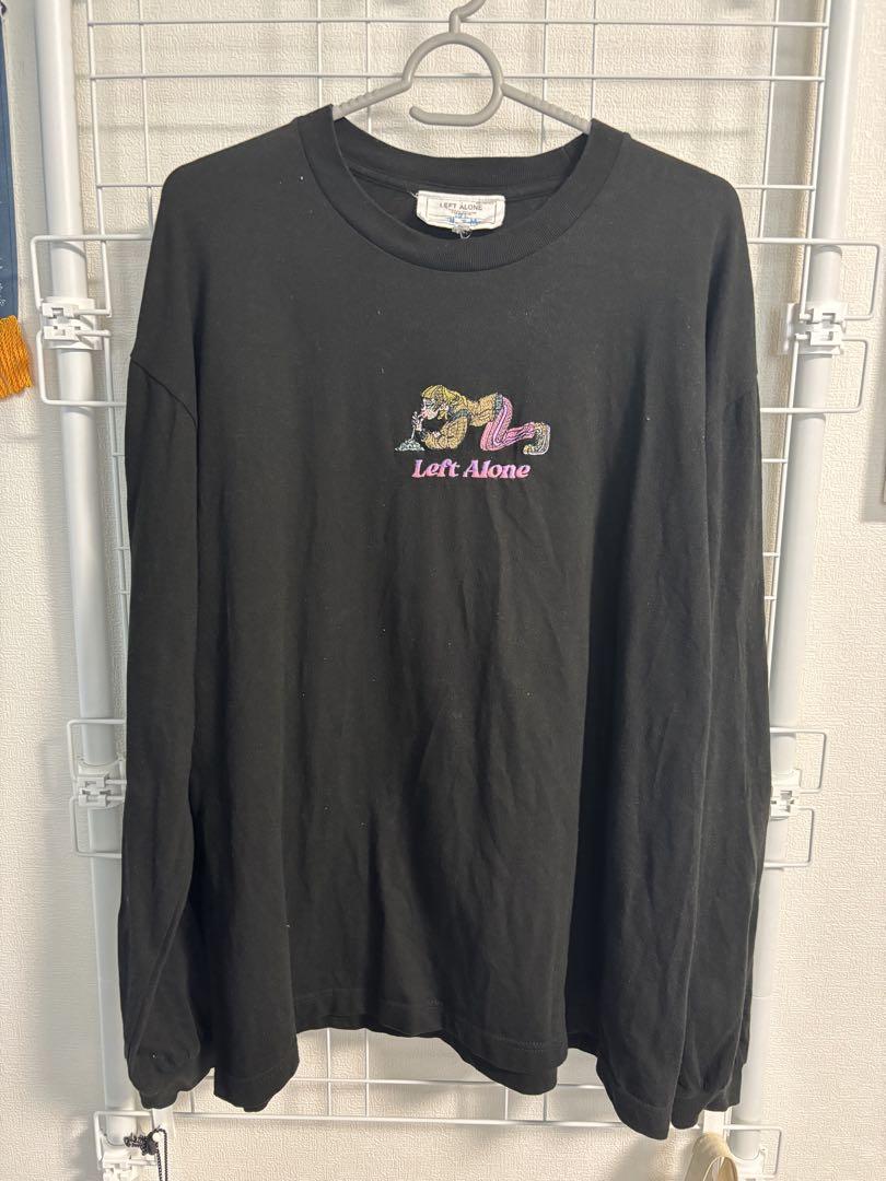 

[USED] LEFT ALONE Black Long Sleeve T-Shirt, Size M