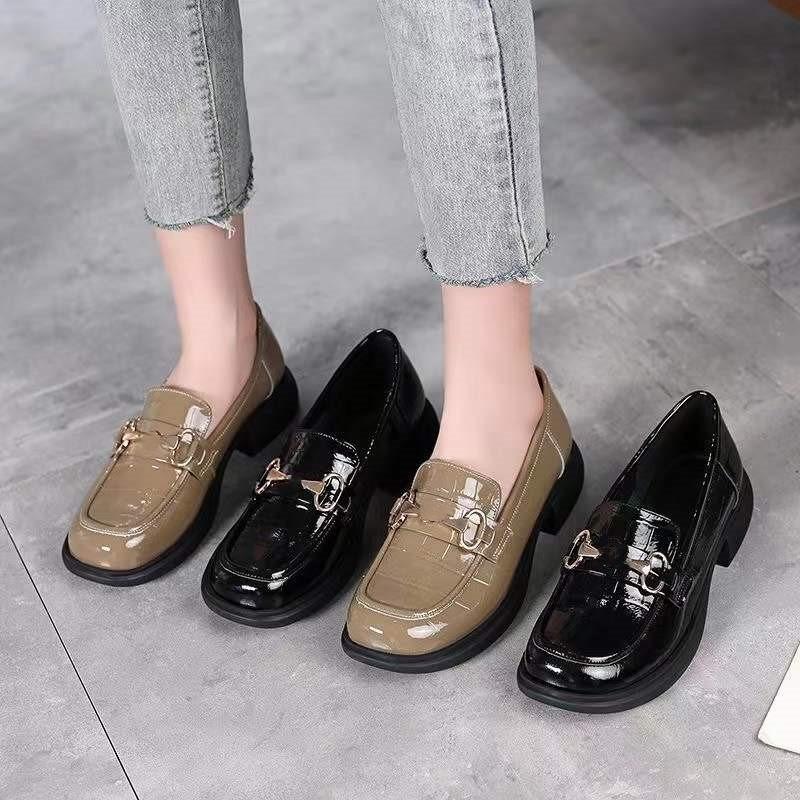 Soft leather thick-soled women's spring and autumn fashion small leather shoes, one pedal flat-soled non-slip women's single shoes