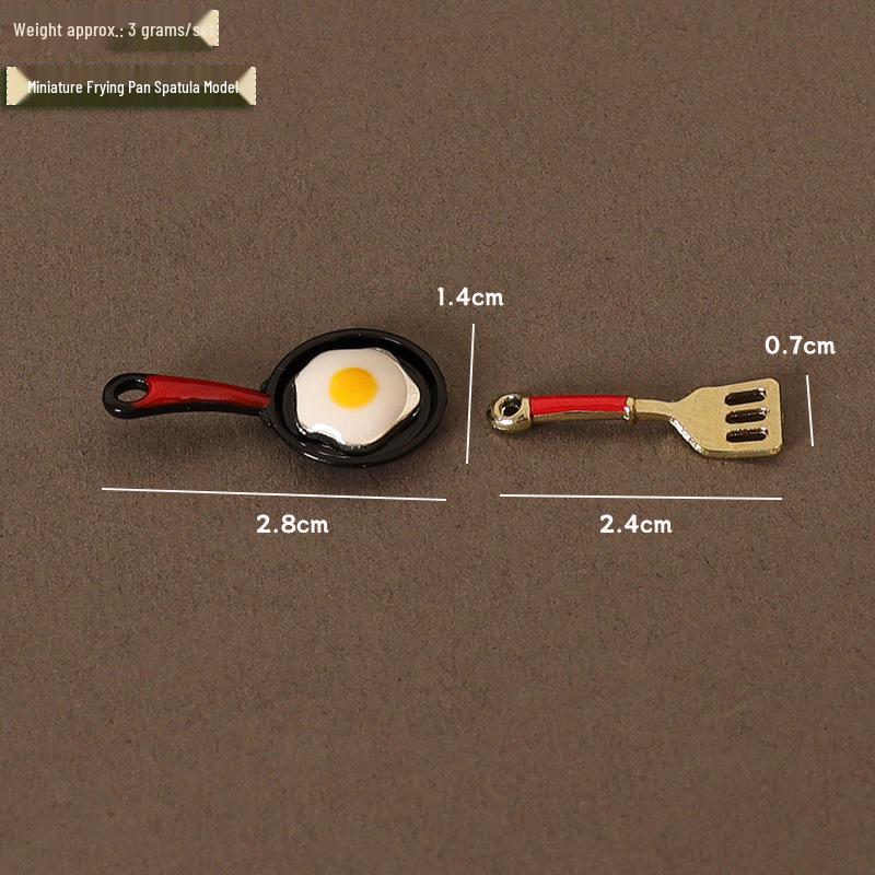 

Miniature Dollhouse Fried Egg Pan & Spatula Set for Tiny Kitchen Szene Decor (OB11).