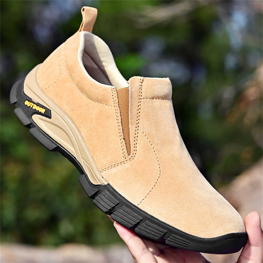 Fashion Winter Non-slip Gala Shoes Man Sneakers Dress Man Yellow Boots Men Sports Vzuttya Badkets Exerciser Lofers Tenise New Style