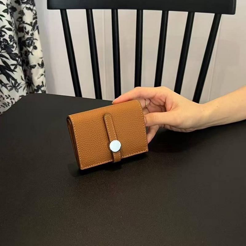 26 New Genuine Pickup Truck With Leather Toe Layer, Women's Foldable Short Wallet, Trendy Leather, Fashionable Drawstring, Versatile Wallet