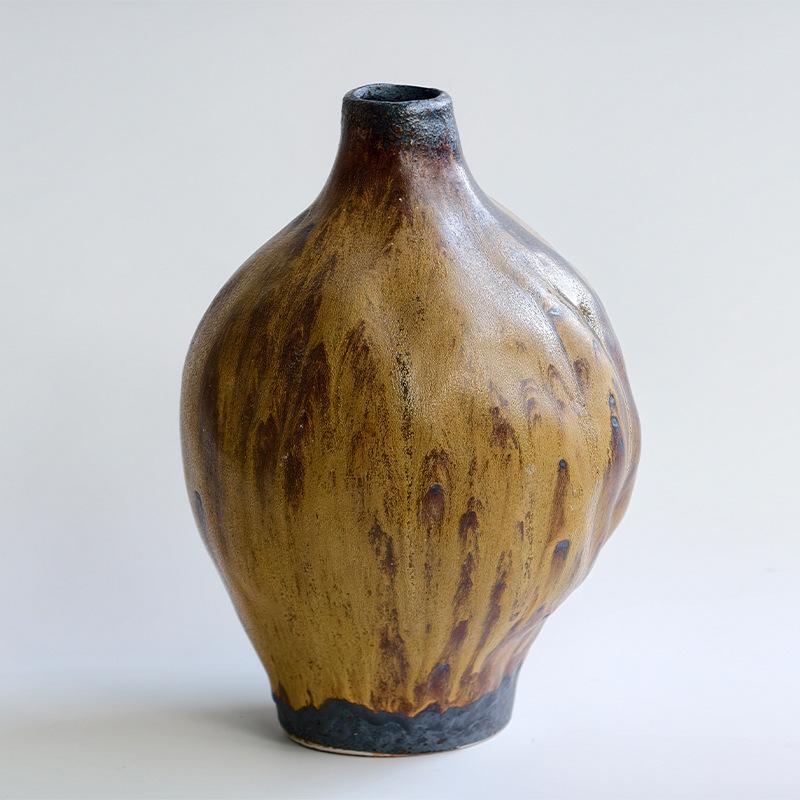 Dunhuang Wabi-Sabi Ceramic Vase: Retro Handmade Floral Pottery Ornament, New Chinese Style