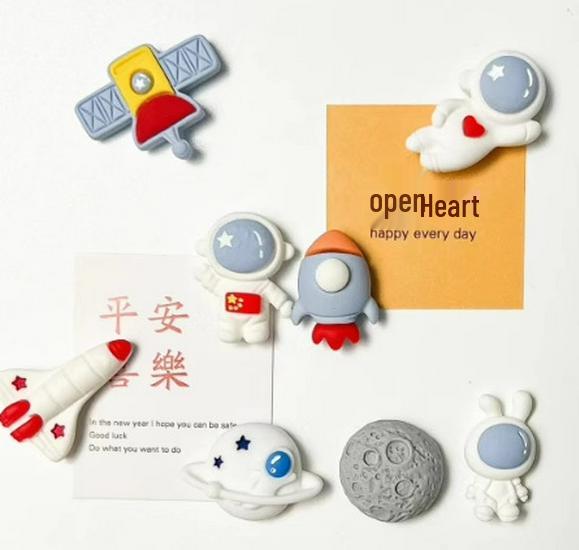 

8 Cute Fridge Magnets Set – Newcomer Discount, Creative and High-Value Stickers