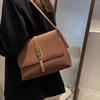 Retro fashion simple big bag women 2025 new trendy temperament shoulder underarm bag autumn and winter popular messenger bag