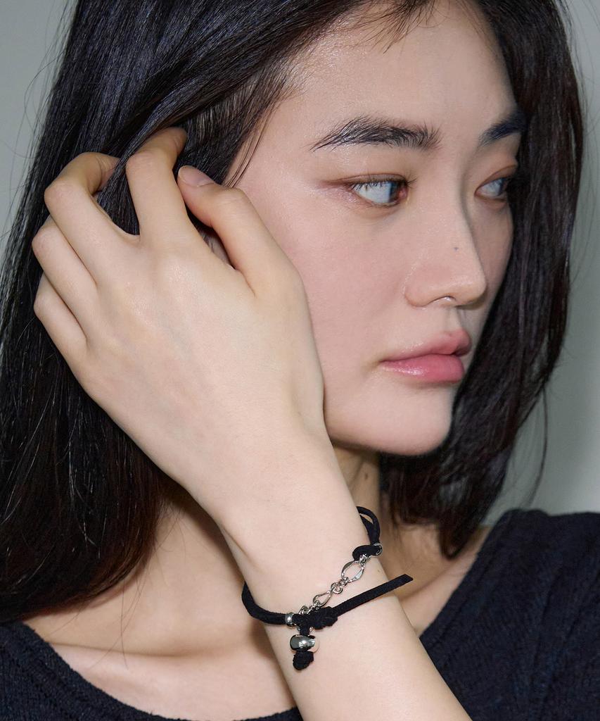 Sis A Bohemian Suede Bracelet [Black]
