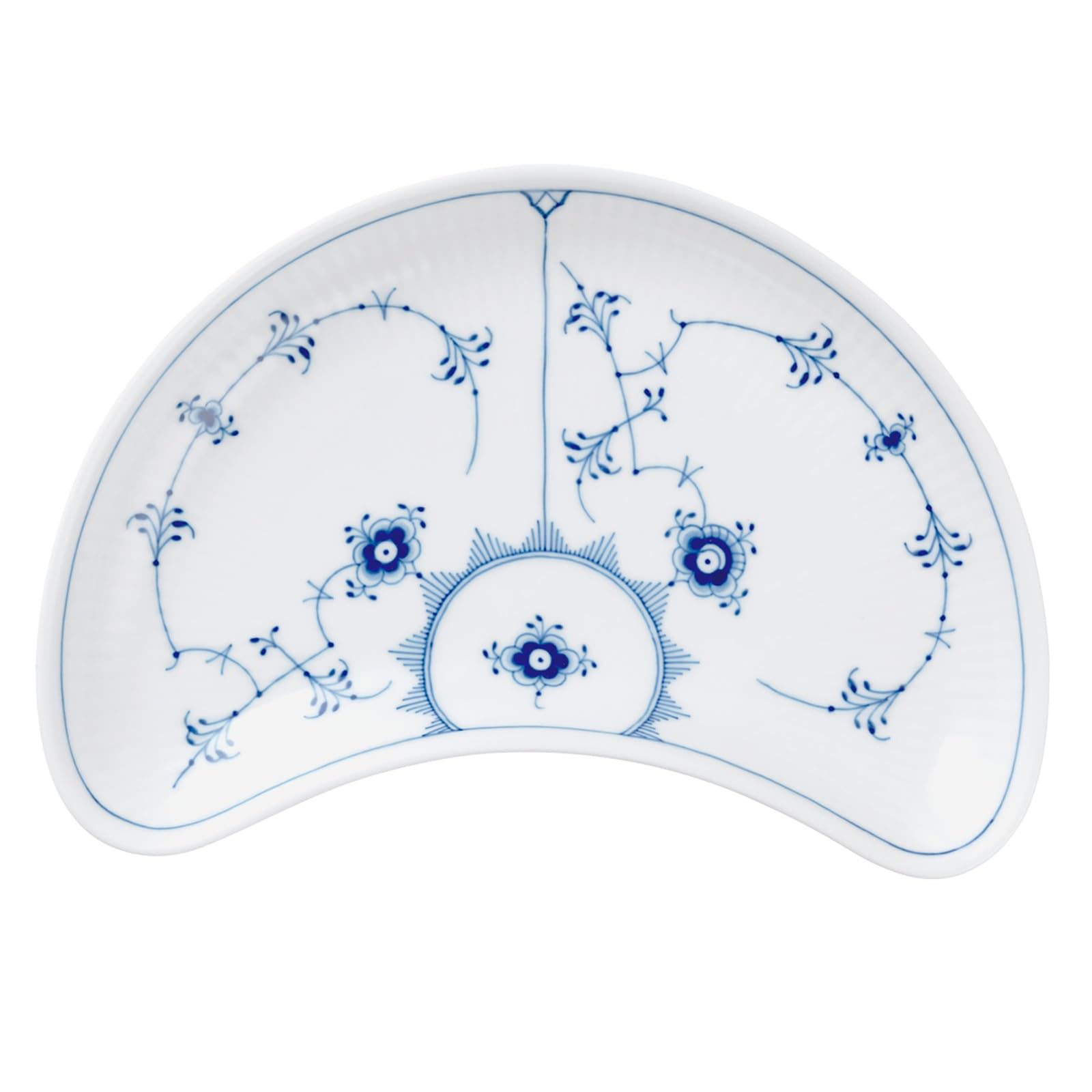 

ROYAL COPENHAGEN [Официально импортировано] Royal Copenhagen Blue Fluted Plain Полумесячная тарелка, прибл.. 22см, 1068812