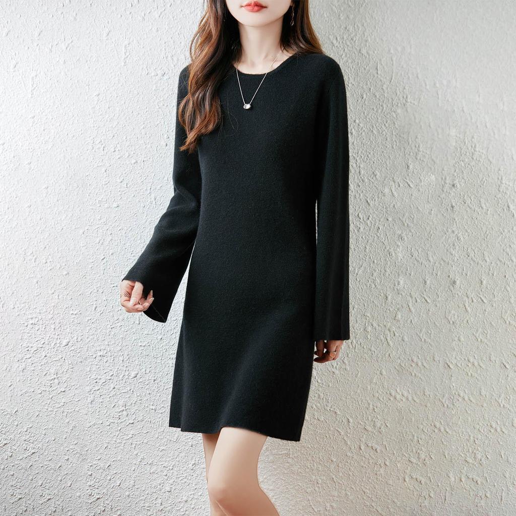 2025 Autumn/Winter Pure Wool Plus Size Round Neck Knitwear - Mid-Length Long Sleeve, Simple Style