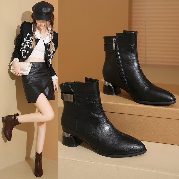 

[youshilai] ботильоны на толстом каблуке женские 2025 осень новые темпераментные ботильоны с острым носком низкий каблук ботинки челси 39