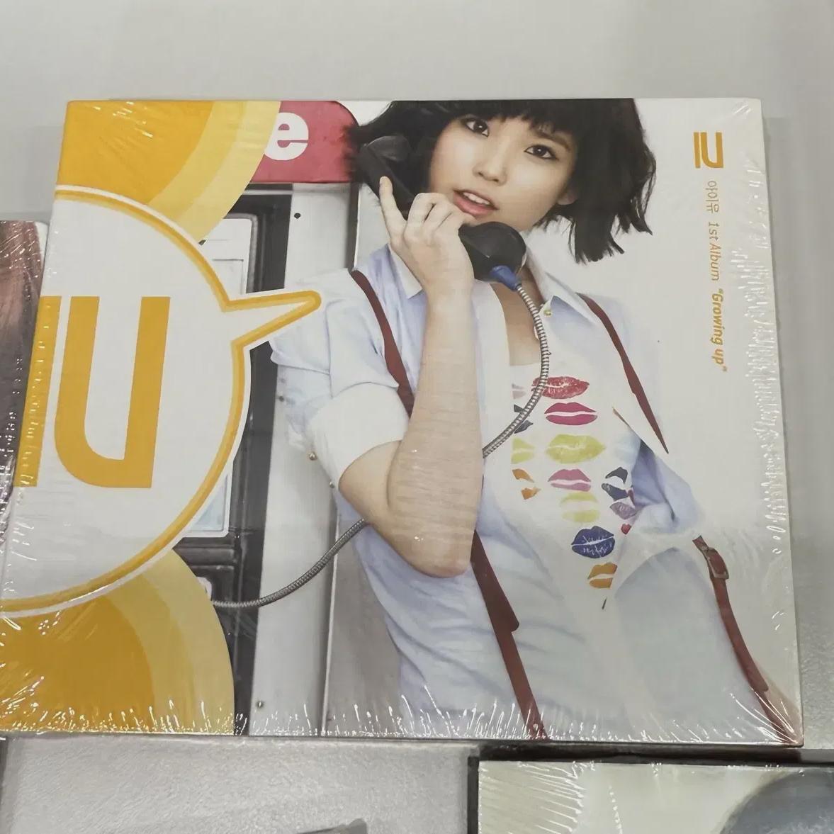 

IU Взросление в изоляции