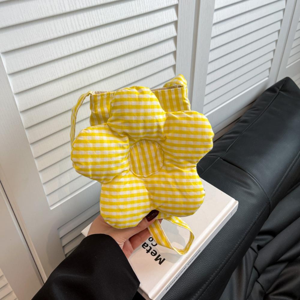 

Sweet Large Capacity Shoulder Bag Cloth Ins Messenger Bag Plaid Flower Crossbody Bag Student