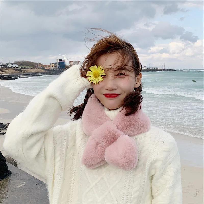 Winter Solid Color Furry Bib Warmth Faux Rabbit Fur Cross Scarf Womens Faux Fur Scarf Leaves Fakes Fur Collar Winter Accessories